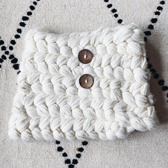 Anthropologie Accessories - ANTHROPOLOGIE | Jumbo Knitted Shawl Capelet Shrug